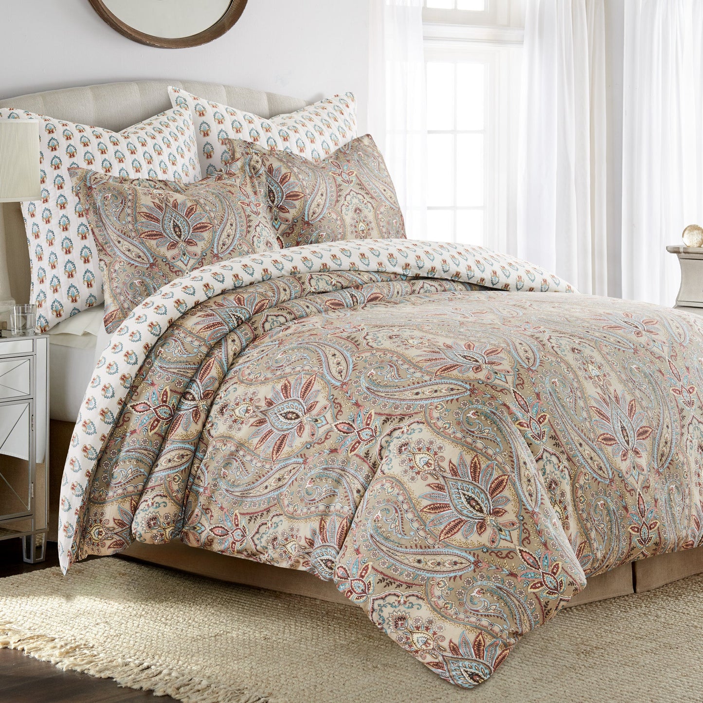 Kasey Comforter Set